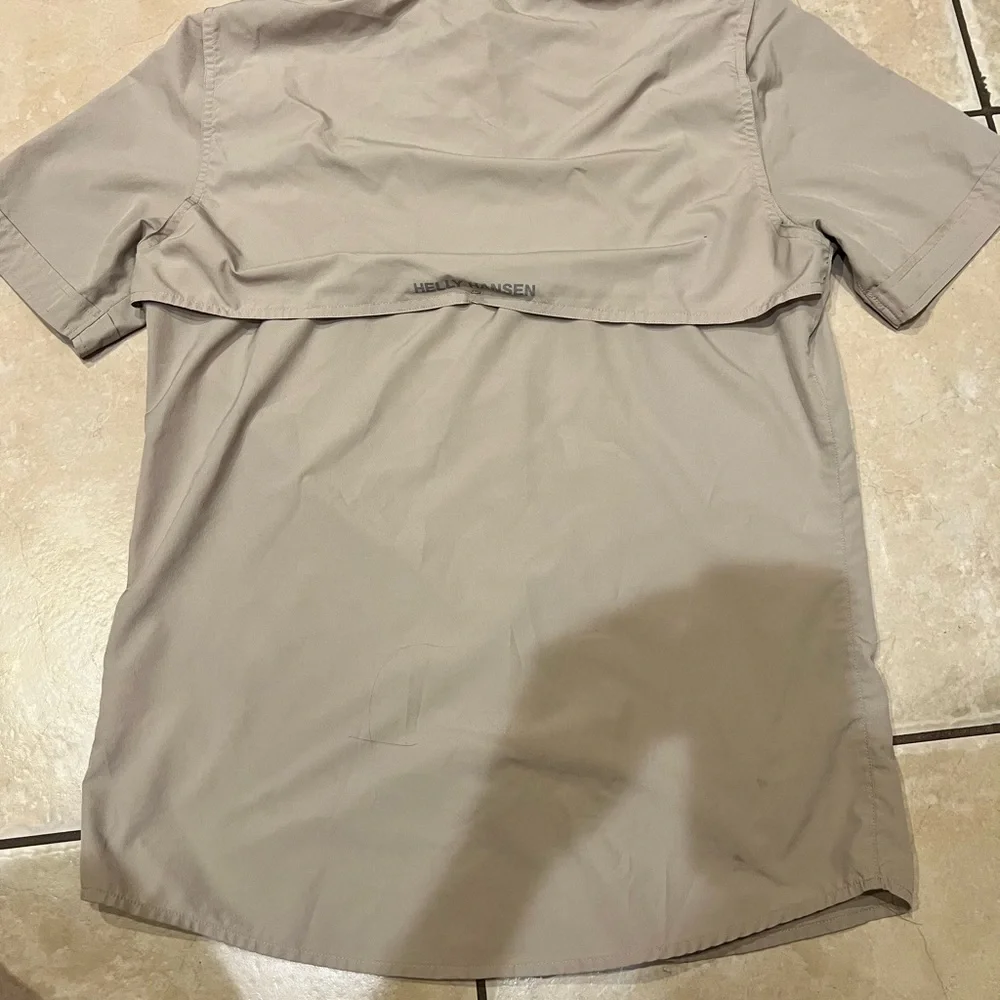Helly Hansen Men's Beige Button Down Shirt - Picture 2 of 2